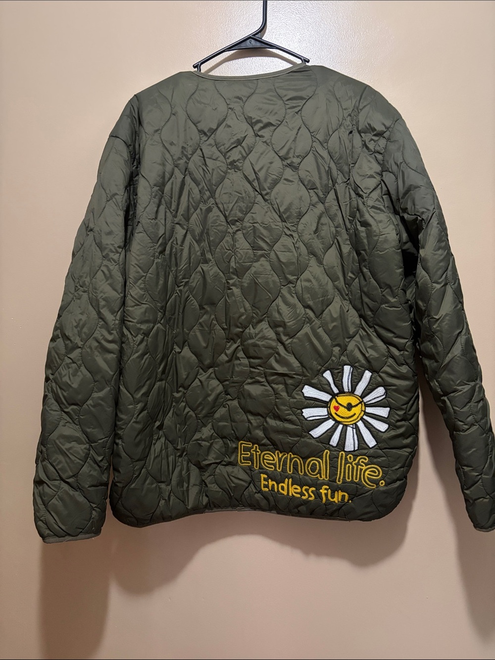 Light weight puffer Olive Green Patch Jacket - Fun Weather Embroidered Design - Picture 3 of 3